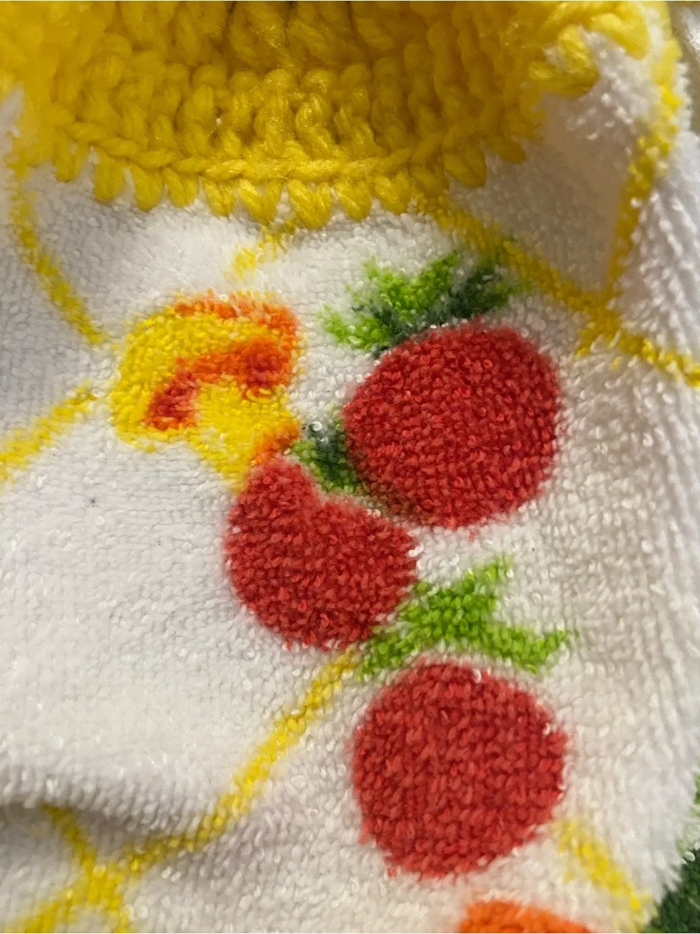 Set of 2 Vintage Kitchen Towels with Vegetable Designs